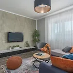 Ferienvilla Perhat Mit Eigenem Pool By Interhome