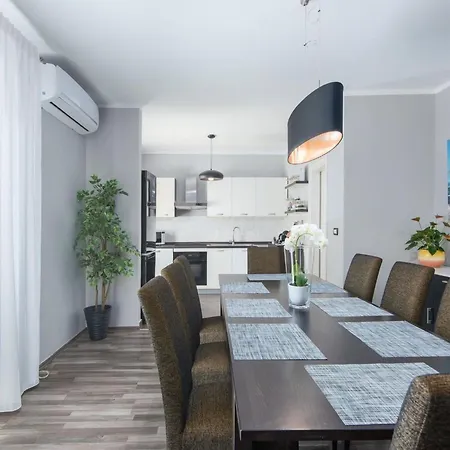 別荘 Ferienvilla Perhat Mit Eigenem Pool By Interhome Višnjan