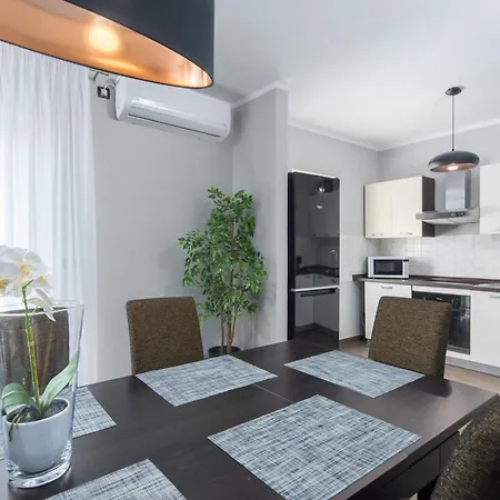 Semesterbostad Ferienvilla Perhat Mit Eigenem Pool By Interhome *