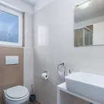 Ferienvilla Perhat Mit Eigenem Pool By Interhome