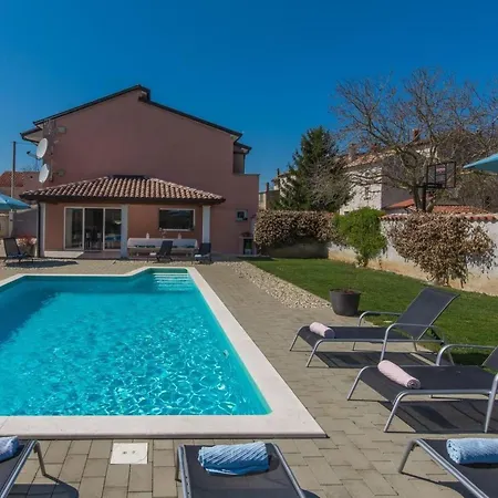 Ferienvilla Perhat Mit Eigenem Pool By Interhome Vikendica