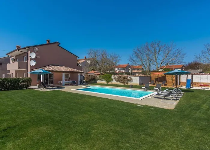 Ferienvilla Perhat Mit Eigenem Pool By Interhome