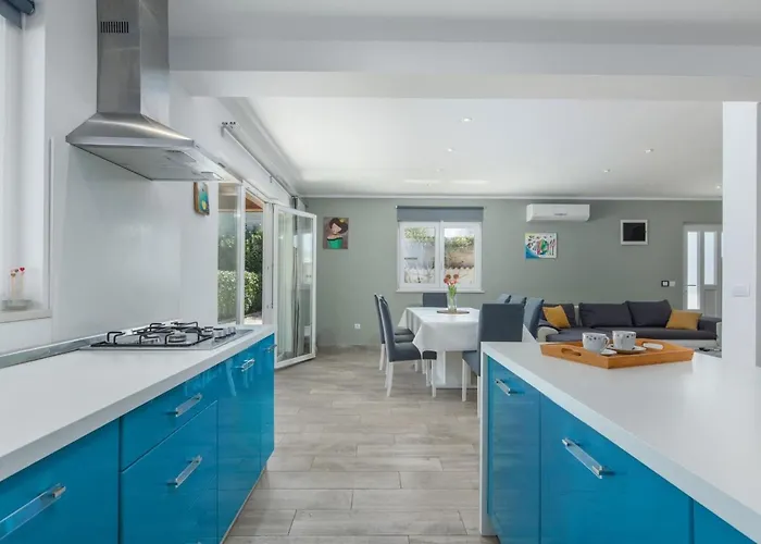 Ferienvilla Perhat Mit Eigenem Pool By Interhome Vakantiehuis Višnjan