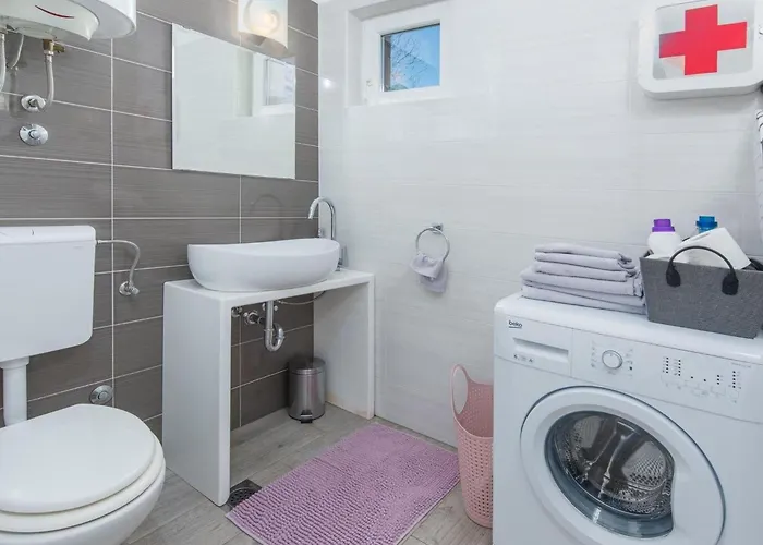 Ferienvilla Perhat Mit Eigenem Pool By Interhome Vakantiehuis *