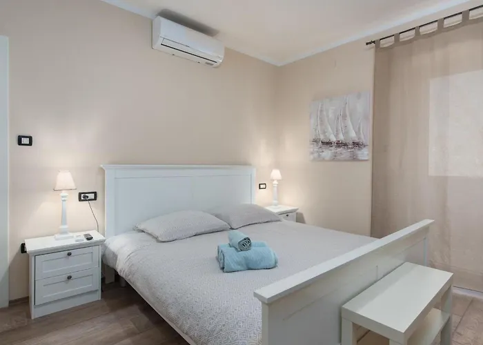 Vikendica Ferienvilla Perhat Mit Eigenem Pool By Interhome *