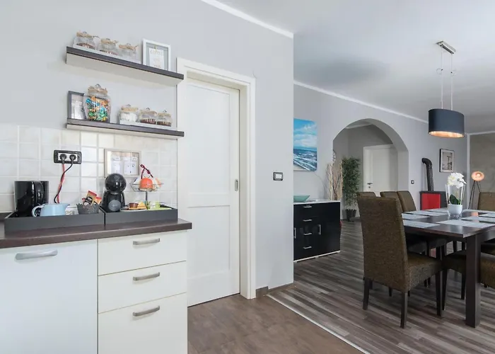 Ferienvilla Perhat Mit Eigenem Pool By Interhome Vakantiehuis Višnjan